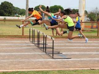 Provas de atletismo nos Jogos Escolares da Juventude (Foto: Divulgação/Fundesporte)