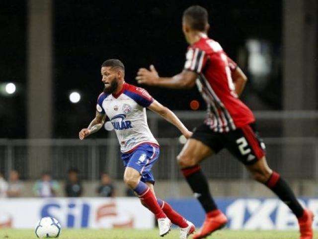 Bahia vence o Gr&ecirc;mio com gol de p&ecirc;nalti do atacante Artur Ca&iacute;ke 