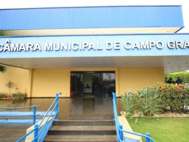 CPI do T&aacute;xi vai convocar 15 donos de alvar&aacute;s para prestarem depoimento