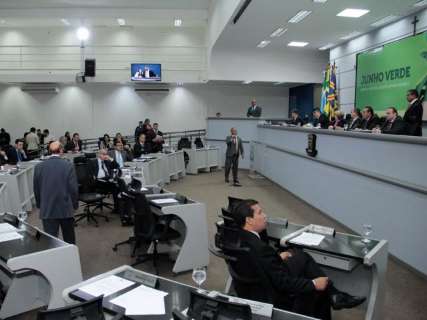 Com multa de R$ 500,00, vereadores aprovam restrição ao uso de narguilé