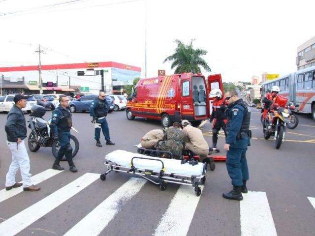 Pedestre de 82 anos fica ferida ap&oacute;s ser atropelada por mototaxista 