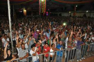 Público no primeiro dia do Carnalegria, na noite de sábado (Foto: Divulgação/Prefeitura)