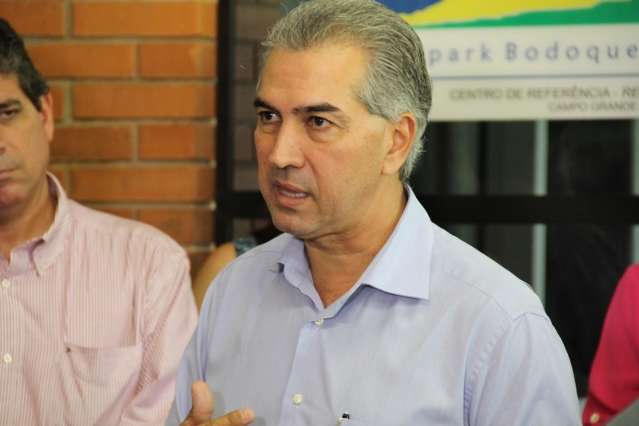 Mudan&ccedil;a de Olarte para o PSDB est&aacute; fora da agenda, diz Reinaldo