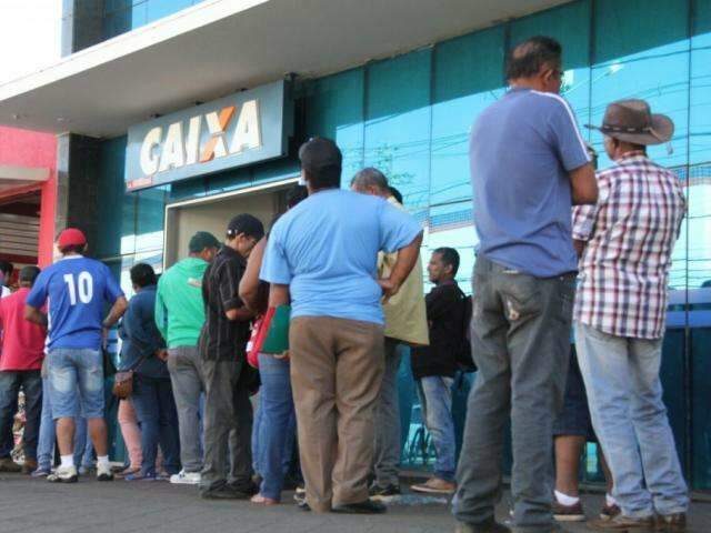 Per&iacute;odo de saque das contas inativas do FGTS termina em duas semanas
