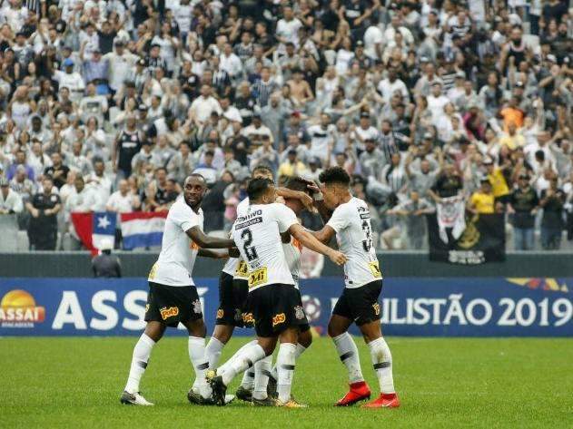 Corinthians vence o Oeste por 1 a 0 e confirma vaga nas quartas de final