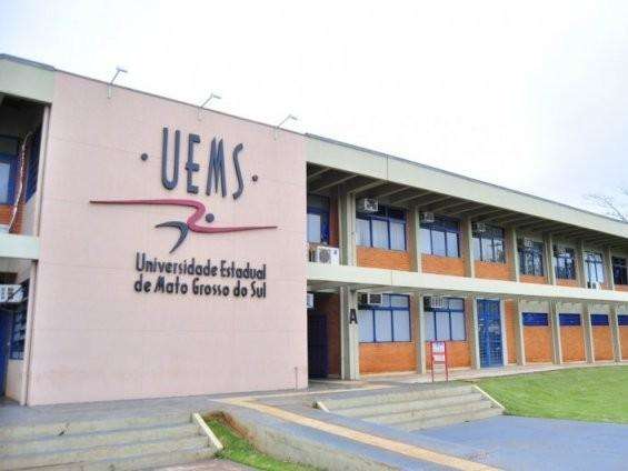 Uems oferece 280 vagas em cursos de línguas