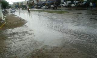 Chuva cai no final da tarde em Bataguassu