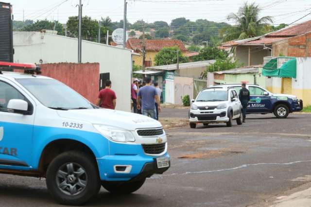 Rapaz esfaqueado nas costas era foragido da justi&ccedil;a e tem 24 anos