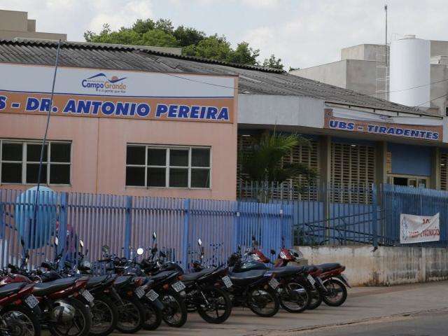 Fam&iacute;lia de homem com esquizofrenia luta para tir&aacute;-lo de posto de sa&uacute;de