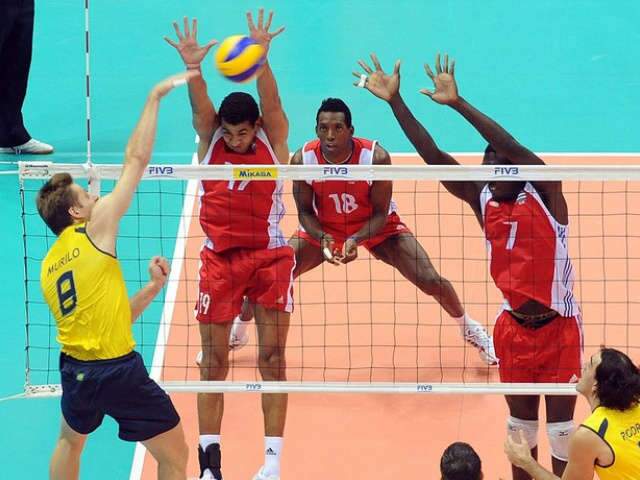  De virada, Brasil vence Cuba na estreia da fase final da Liga Mundial de v&ocirc;lei