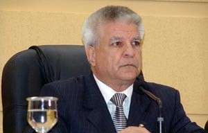 Den&uacute;ncia &eacute; &quot;grave&quot; e C&acirc;mara tem de se manifestar, diz Edil 