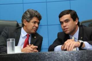 Deputados tucanos Rinaldo Modesto e Beto Pereira, durante sessão (Foto: Assessoria/ALMS)