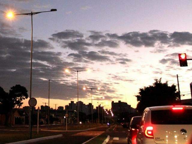 Quarta ser&aacute; de tempo firme, com sol entre nuvens e sem previs&atilde;o de chuva