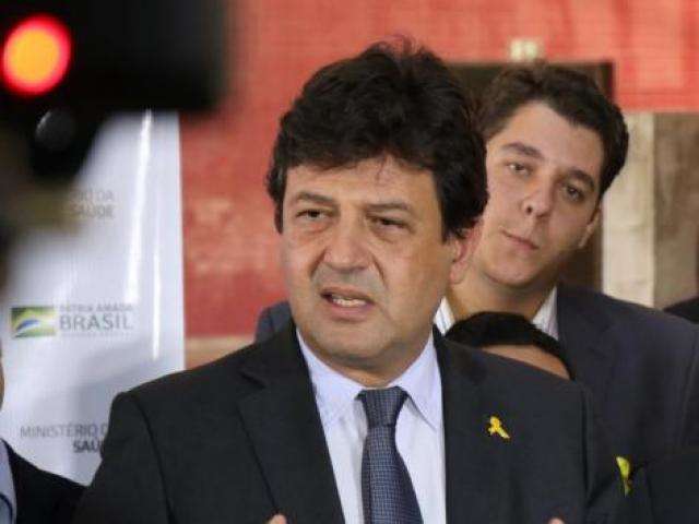 Brasil tenta convencer Paraguai a aderir a pacto mundial contra o tabaco