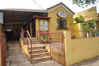 O restaurante fica na rua  Rio Grande do Sul. 