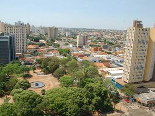 Capital vista do alto: 786,7 mil pessoas moram por aqui. (Foto: João Garrigó)