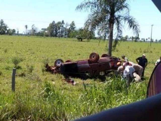Homem fica em estado grave ap&oacute;s capotar ve&iacute;culo na MS-276