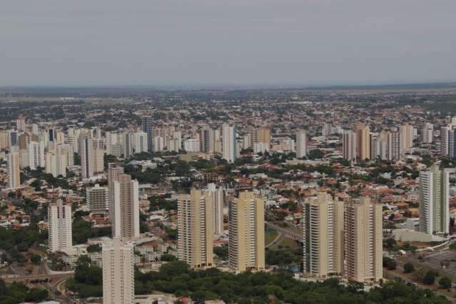 Quarta-feira amanhece com tempo parcialmente nublado e previs&atilde;o &eacute; de chuva