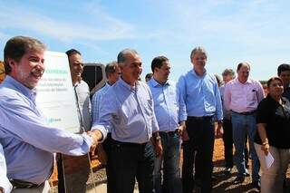 Anúncio de reunião com Petrobras foi feito hoje (9) durante inauguração de termina intermodal, em Aparecida do Taboado. (Foto: Divulgação)