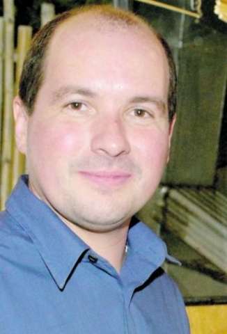 Empres&aacute;rio suspeito de fornecer arma que matou Rafaat ganha liberdade