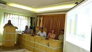 Reunião ofereceu prestação de contas da Secretaria Municipal de Saúde de Costa Rica. (Foto: Jefferson Garcia/Divulgação)