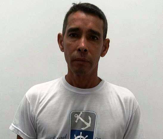 Sangue em ve&iacute;culo de pedreiro pode ser de homem espancado at&eacute; a morte