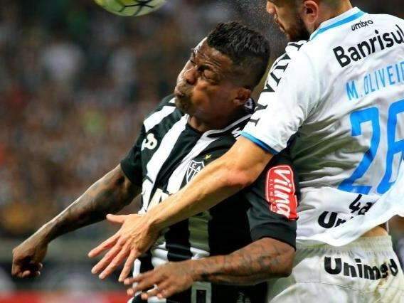 Ap&oacute;s uma semana da trag&eacute;dia, atividades no futebol s&atilde;o retomadas pelo pa&iacute;s