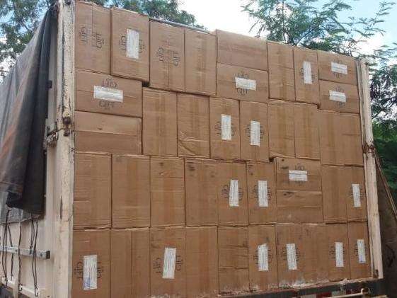 Carga de cigarro avaliada em R$ 1,4 milh&atilde;o &eacute; apreendida na BR-163 
