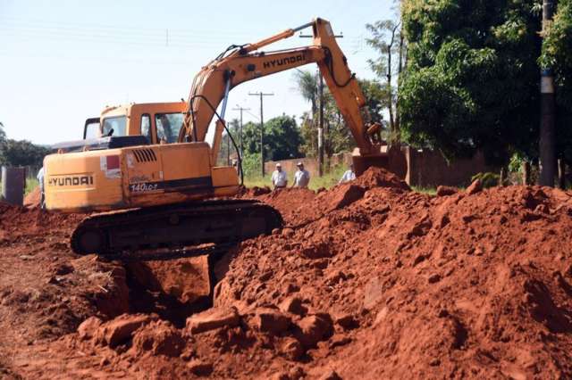 Investimento de R$ 1,2 milh&atilde;o d&aacute; esperan&ccedil;a a quem espera 17 anos por asfalto