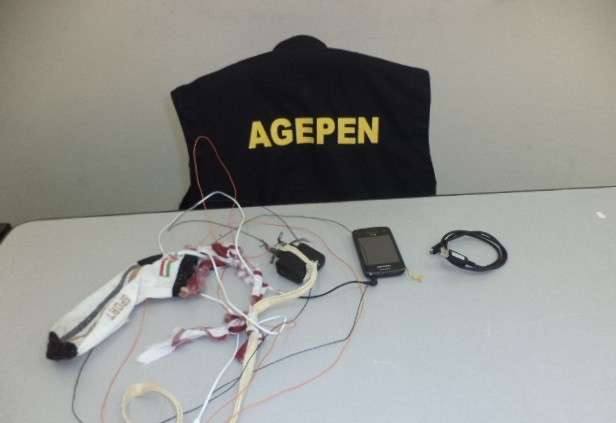 Agentes penitenci&aacute;rios apreendem maconha e celular dentro de pres&iacute;dio&#039;