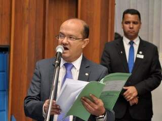 Deputado José Carlos Barbosa (DEM), líder do Governo, durante sessão (Foto: Luciana Nassar/ALMS)