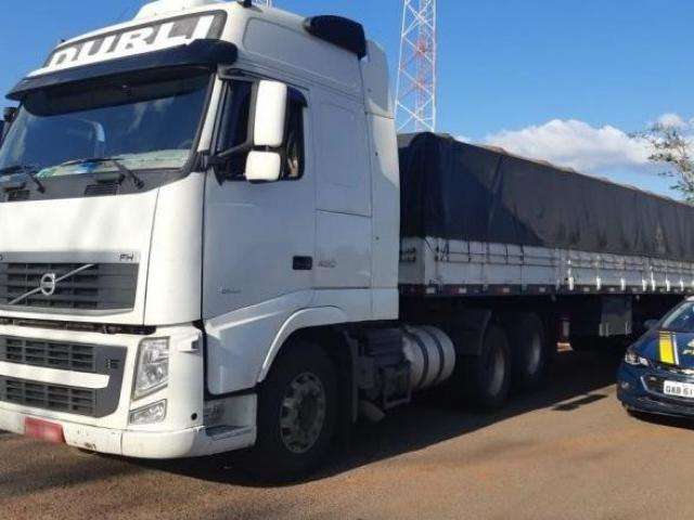 Motorista &eacute; liberado de c&aacute;rcere em SP ap&oacute;s apreens&atilde;o de carreta roubada