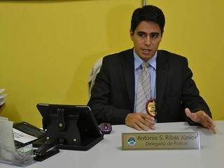 Delegado responsável pelo caso, Antonio Souza Ribas Júnior. (Foto: Lise Jones)