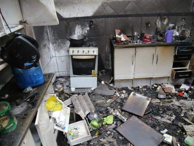 Homem confessa ter incendiado im&oacute;vel para se vingar de morador 