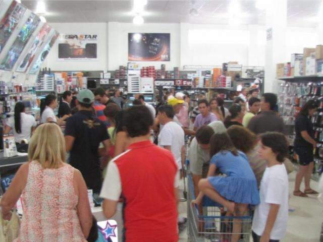 &Uacute;ltima semana do ano promete ser movimentada no com&eacute;rcio da fronteira