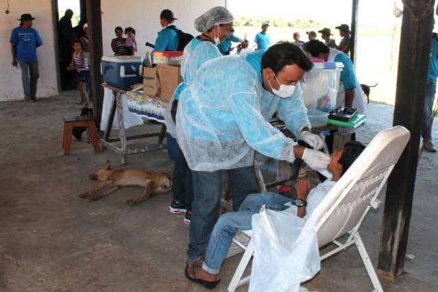 Na primeira a&ccedil;&atilde;o de 2013, Povo das &Aacute;guas atende 270 fam&iacute;lias no Pantanal