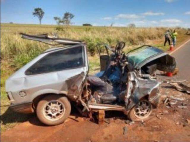 Agricultor de 36 anos morre e 5 ficam feridos em colis&atilde;o na BR-163