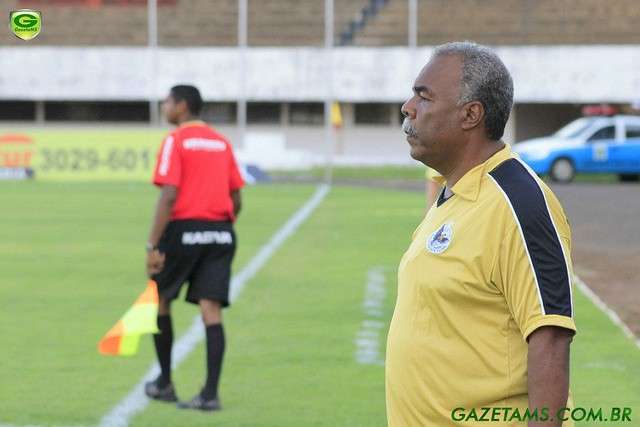 T&eacute;cnico Nei C&eacute;sar &eacute; demitido e Jo&atilde;o Mar&ccedil;al assume o Misto na lanterna 