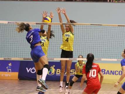 Seleção feminina de vôlei de MS disputa semifinal de Campeonato Brasileiro