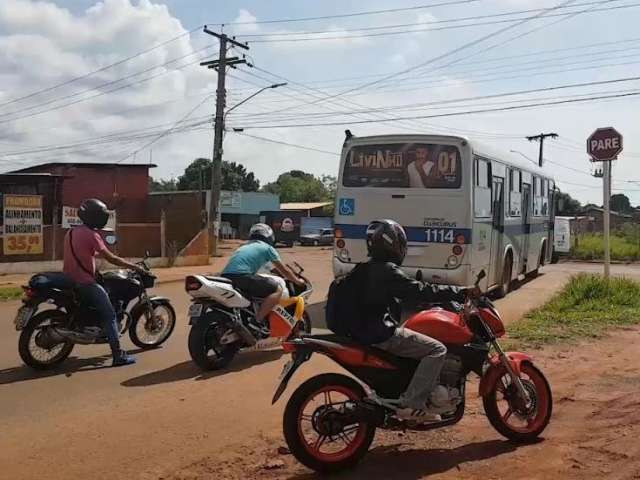 Cruzamento no Parati &eacute; problema h&aacute; anos e s&oacute; piora com fluxo cada vez maior