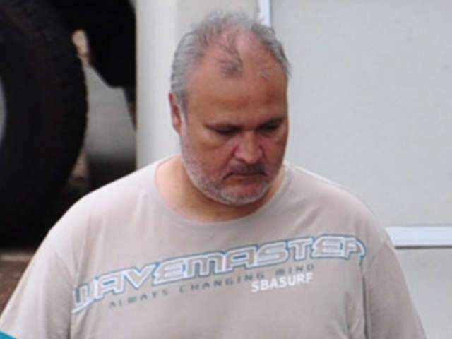  Com seguran&ccedil;a refor&ccedil;ada, Zeolla dep&otilde;e sobre assassinato de sobrinho