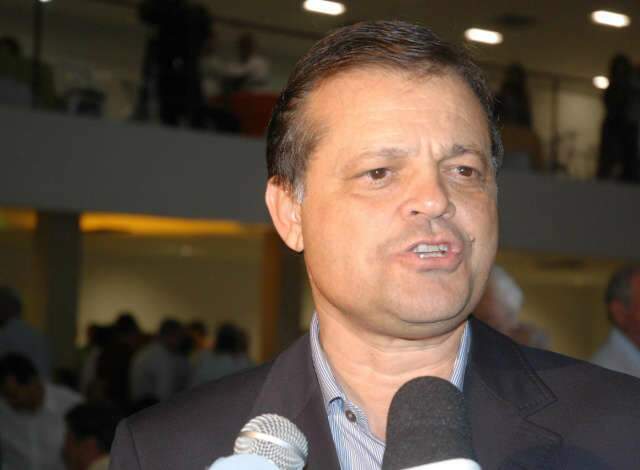  Acrissul vai &agrave; Justi&ccedil;a para realizar shows da Expogrande 2012 no Parque