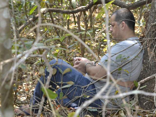  Em reconstitui&ccedil;&atilde;o, assassino conta com detalhes como matou professora 