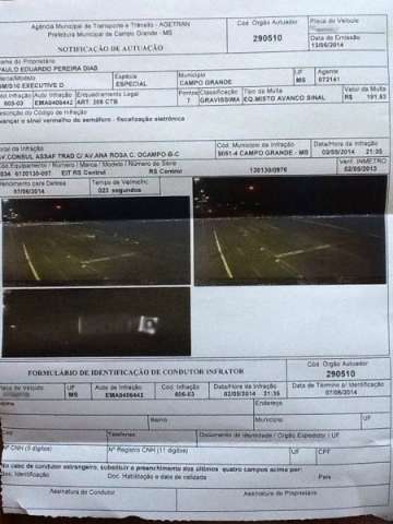 Agetran muda &quot;regra&quot; e passa a multar quem fura sinal na madrugada