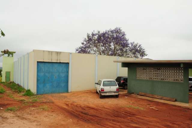 Adolescentes amea&ccedil;am agentes e fogem da Unei Dom Bosco