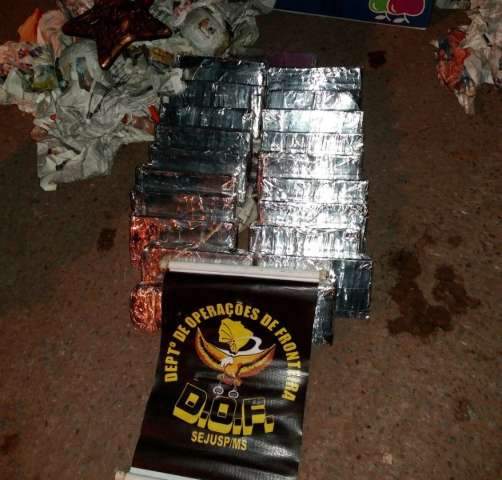 DOF apreende 23,4 kg de coca&iacute;na escondidos em pe&ccedil;as de artesanato