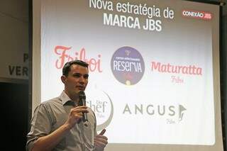Representante da JBS, Tiago Carneiro, alega que toda a qualidade produzida da porteira para dentro é valorizada pela indústria. (Foto: Divulgação)
