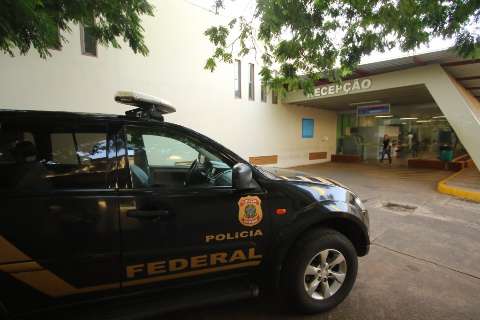 Empresário alvo de operação da Polícia Federal coloca tornozeleira