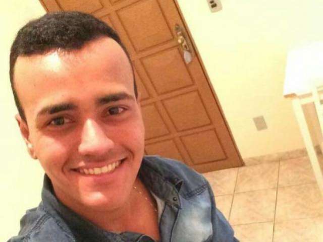Fam&iacute;lia de Campo Grande busca por jovem de 22 anos sumido h&aacute; 14 dias