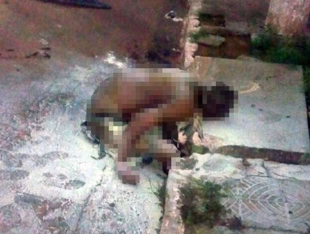 R&eacute;us que queimaram homem vivo s&atilde;o condenados a 21 e 28 anos de pris&atilde;o